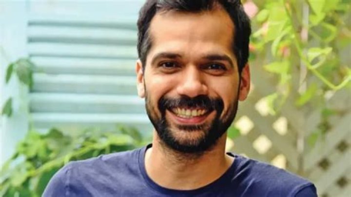 
Neil Bhoopalam Height, Weight, Net Worth, Age, Birthday, Wikipedia, Who, Nationality, Biography 