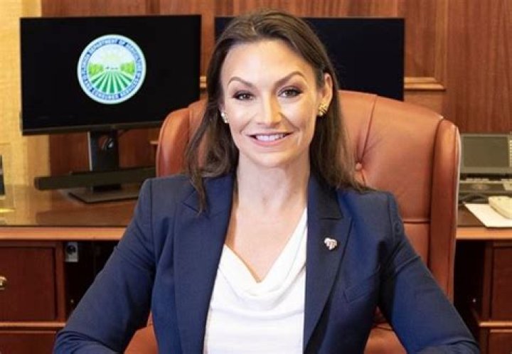 Nikki Fried Height, Weight, Net Worth, Age, Birthday, Wikipedia, Who, Nationality, Biography