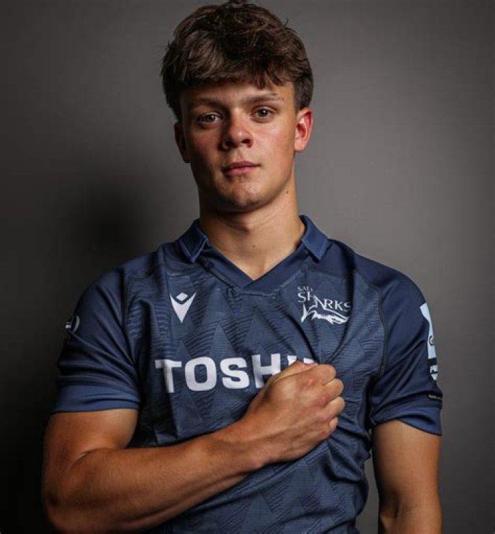 
Ollie Davies Age, Birthday, Wikipedia, Who, Nationality, Biography 