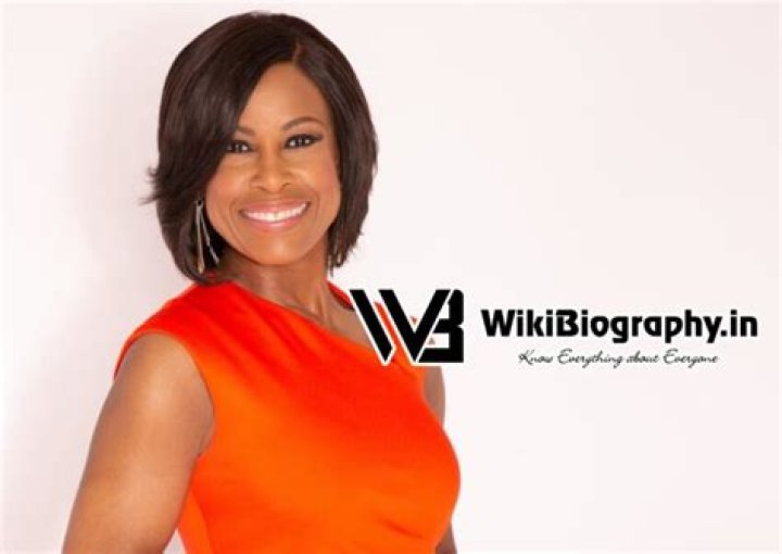 Pat Lawson Muse Height, Weight, Net Worth, Age, Birthday, Wikipedia, Who, Instagram, Biography