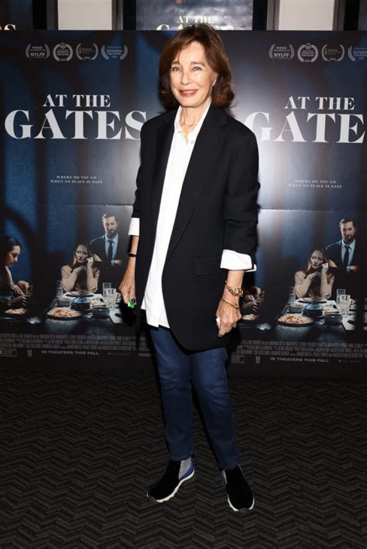 
Phil Archer Height, Weight, Net Worth, Age, Birthday, Wikipedia, Who, Instagram, Biography 