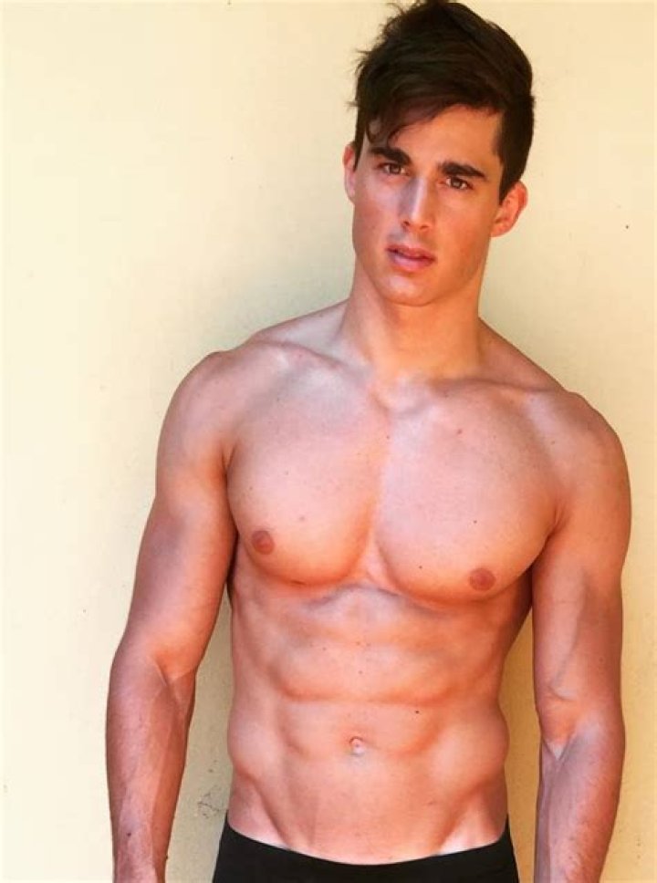 Pietro Boselli Height, Weight, Net Worth, Age, Birthday, Wikipedia, Who, Instagram, Biography
