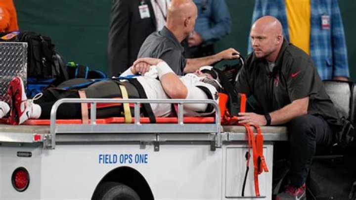 
Quarterback John Wolford suffers neck injury in Tampa Bay Buccaneers’ preseason game against New York Jets 