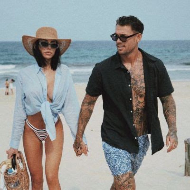 
Reece Hawkins Height, Weight, Net Worth, Age, Birthday, Wikipedia, Who, Nationality, Biography 