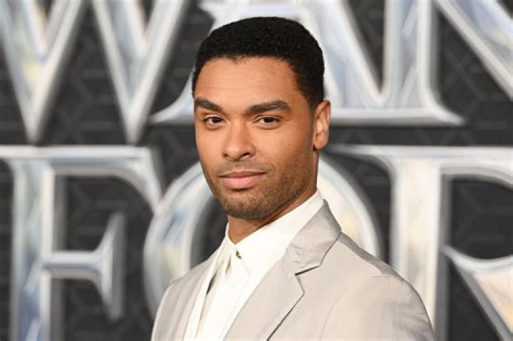 Rege-Jean Page Height, Weight, Net Worth, Age, Birthday, Wikipedia, Who, Instagram, Biography