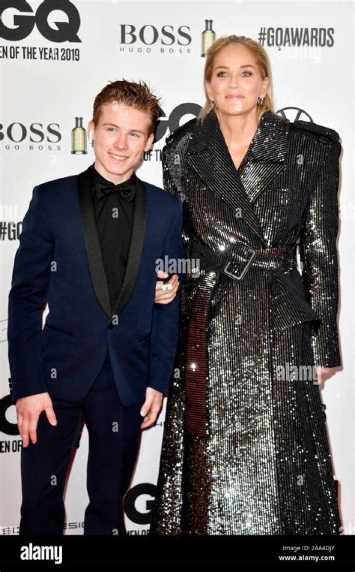 Roan Joseph Bronstein | TG Time