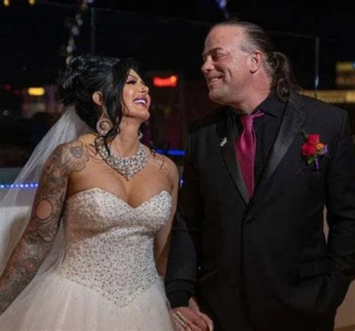 Rob Van Dam is Married to Wife: Katie Forbes. Kids.