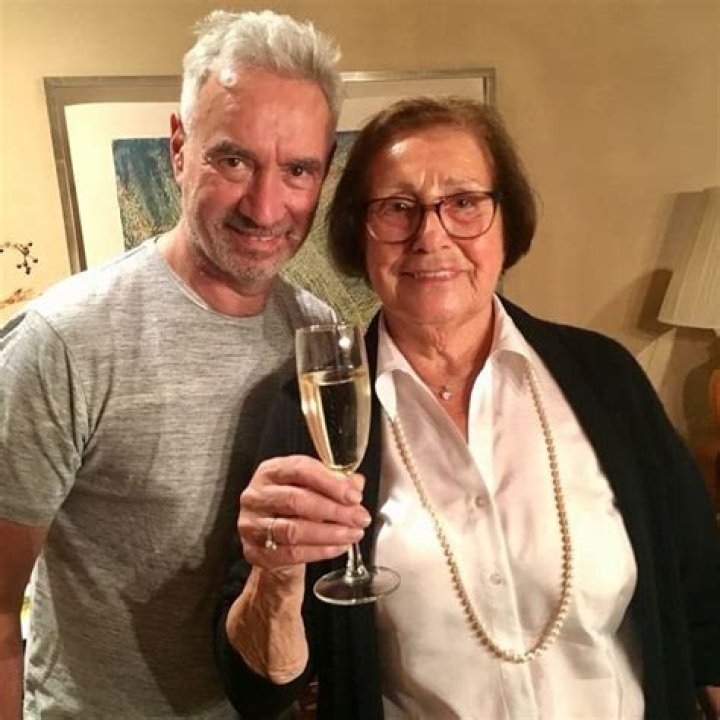 Roland Emmerich Height, Weight, Net Worth, Age, Birthday, Wikipedia, Who, Nationality, Biography