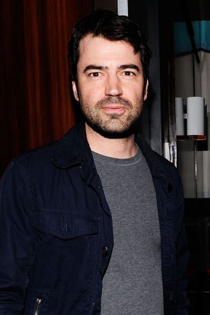 Ron Livingston Height, Weight, Net Worth, Age, Birthday, Wikipedia, Who, Nationality, Biography