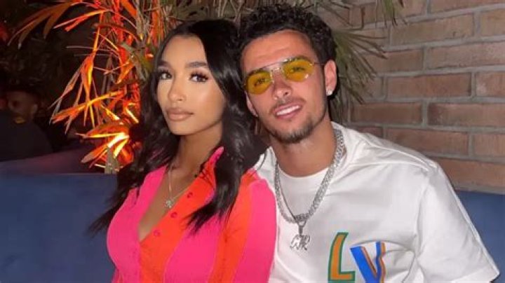 Saffie Khan Height, Weight, Net Worth, Age, Birthday, Wikipedia, Who, Nationality, Biography