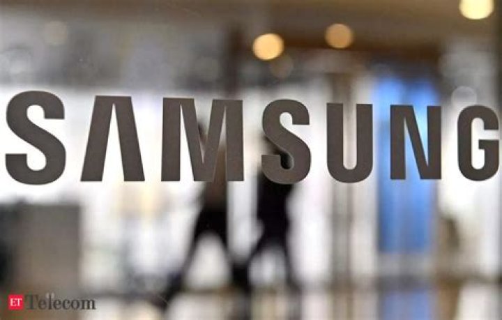 
Samsung sells over 1.2 mn Galaxy devices worth Rs 1,000 cr in 24 hours 