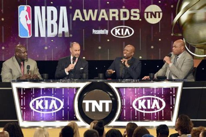 
Shaquille O’Neal, Kenny Smith, and Charles Barkley’s mics cut off during NBA-All Star game opening, fans troll broadcasters 