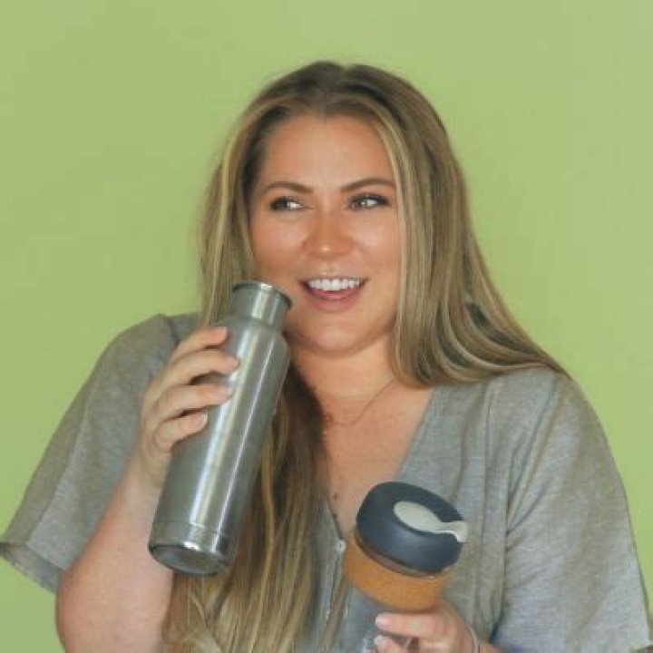 
Shelbizleee Height, Weight, Net Worth, Age, Birthday, Wikipedia, Who, Nationality, Biography 