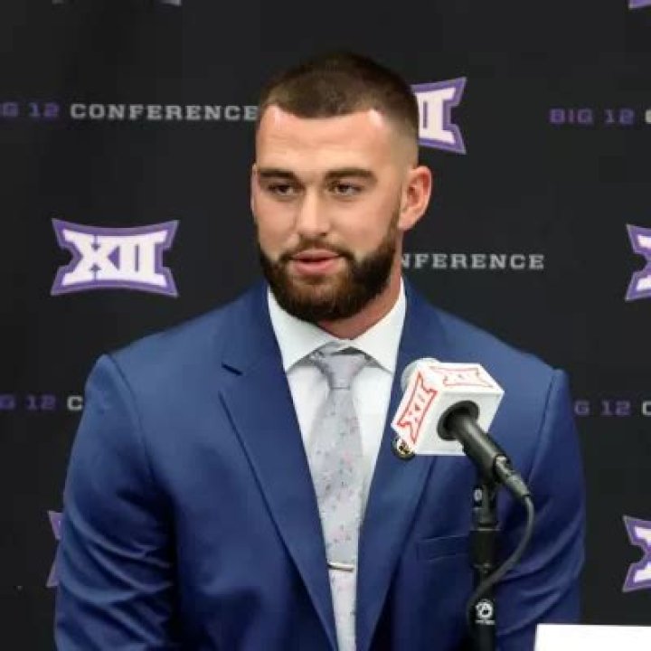 
Skylar Thompson Height, Weight, Net Worth, Age, Birthday, Wikipedia, Who, Nationality, Biography 