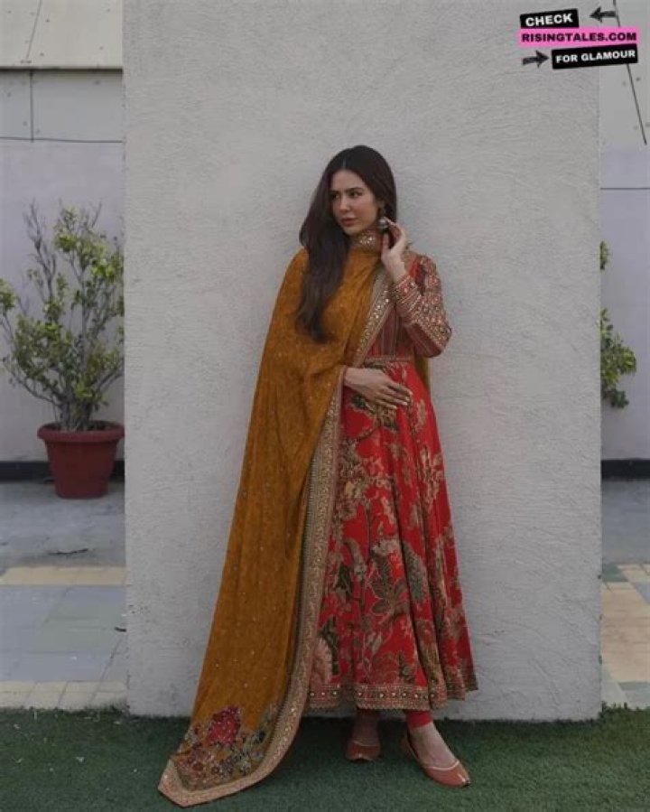 Sonampreet Kaur Bajwa Height, Weight, Net Worth, Age, Birthday, Wikipedia, Who, Instagram, Biography