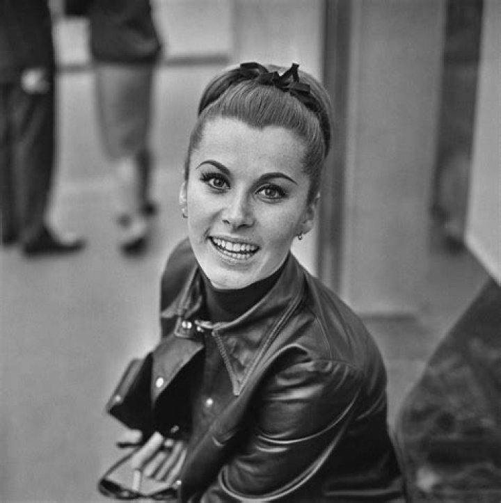 Stefanie Estes Height, Weight, Net Worth, Age, Birthday, Wikipedia, Who, Nationality, Biography