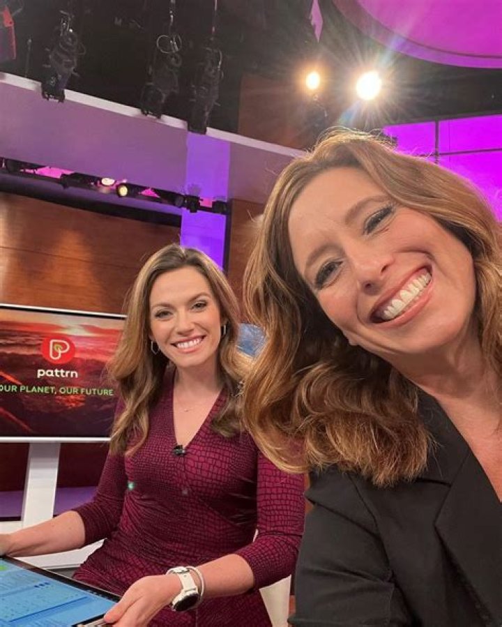 Stephanie Abrams Height, Weight, Net Worth, Age, Birthday, Wikipedia, Who, Nationality, Biography