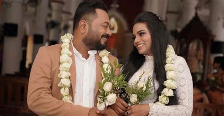Stephy Francis, Who Is Sohan Seenulal Wife? Wedding Photos Are Viral
