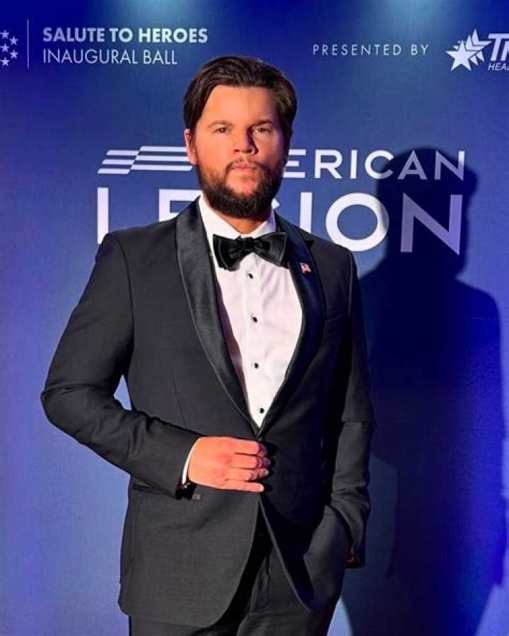 Steven Grayhm Height, Weight, Net Worth, Age, Birthday, Wikipedia, Who, Nationality, Biography