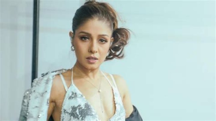 Sunidhi Chauhan Height, Weight, Net Worth, Age, Birthday, Wikipedia, Who, Instagram, Biography
