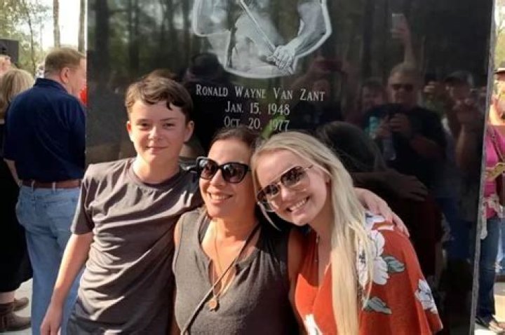 Tammy Van Zant Death Cause, How Did Ronnie van Zant Daughter Died?