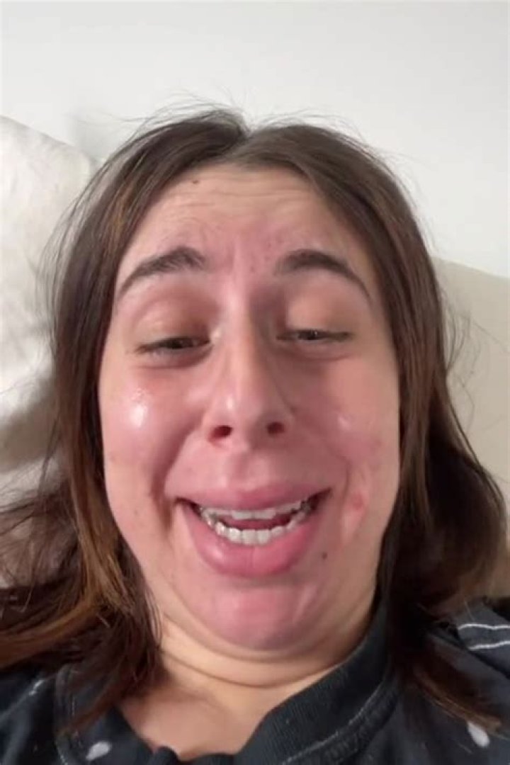 
The Tiktok Star Julia Grandoni Wikiepdia Bio, Catfish Face Transformation Video Reddit Twitter, Age and Instagram 