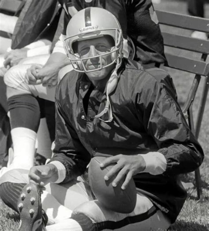 The Tragic Story Of Ray Guy Wife Beverly Guy and NFL Punter Family