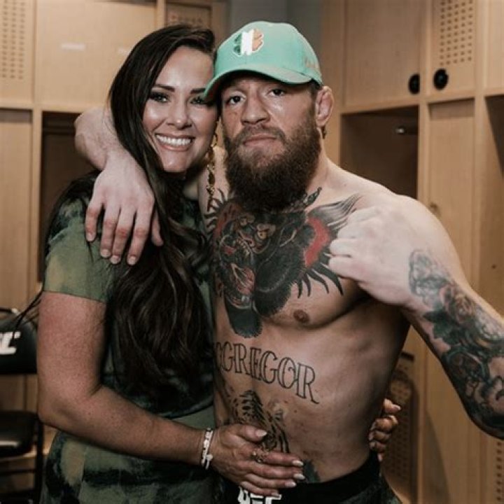 
The Untold Truth About Conor McGregor’s Wife – Dee Devlin 