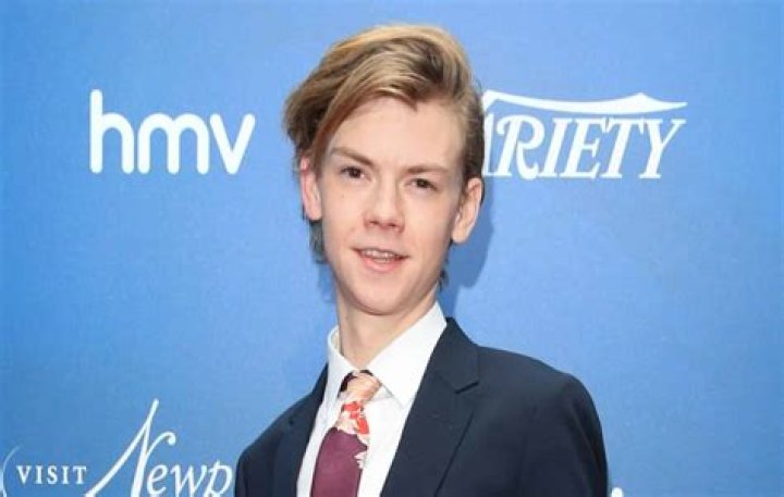 Thomas Brodie-Sangster Height, Weight, Net Worth, Age, Birthday, Wikipedia, Who, Nationality, Biography
