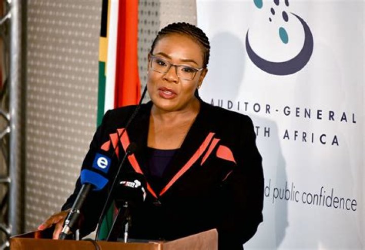 
Tsakani Maluleke Facts, Age, Birthday, Wikipedia, Who, Family, Biography 