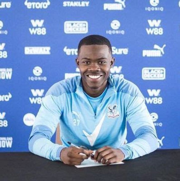 
Tyrick Mitchell Height, Weight, Net Worth, Age, Birthday, Wikipedia, Who, Instagram, Biography 