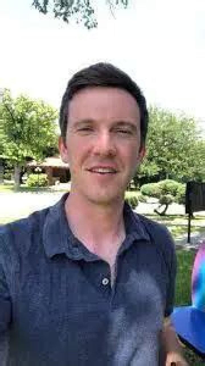 Vaughn Hilliard Height, Weight, Net Worth, Age, Birthday, Wikipedia, Who, Nationality, Biography