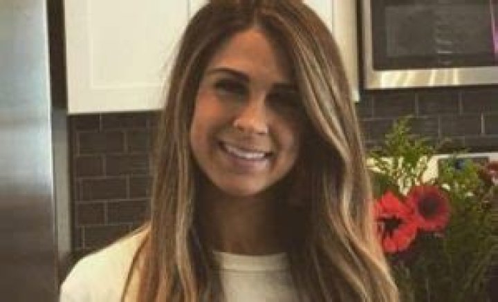 
Victoria Zalic Height, Weight, Net Worth, Age, Birthday, Wikipedia, Who, Nationality, Biography 