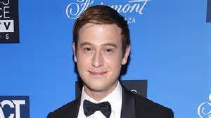 Viewers Wonder If Tyler Henry Is Legit Or A Fake- Are Mediums Real? His Reading Cost On Reddit