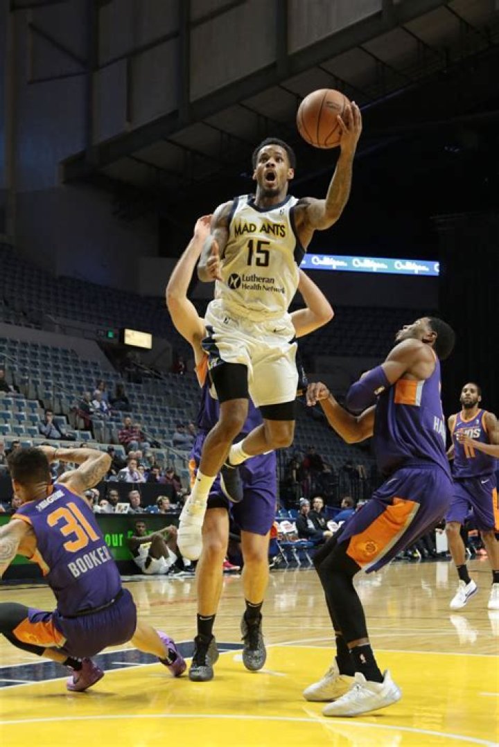 
Walt Lemon Jr. Height, Weight, Net Worth, Age, Birthday, Wikipedia, Who, Nationality, Biography 