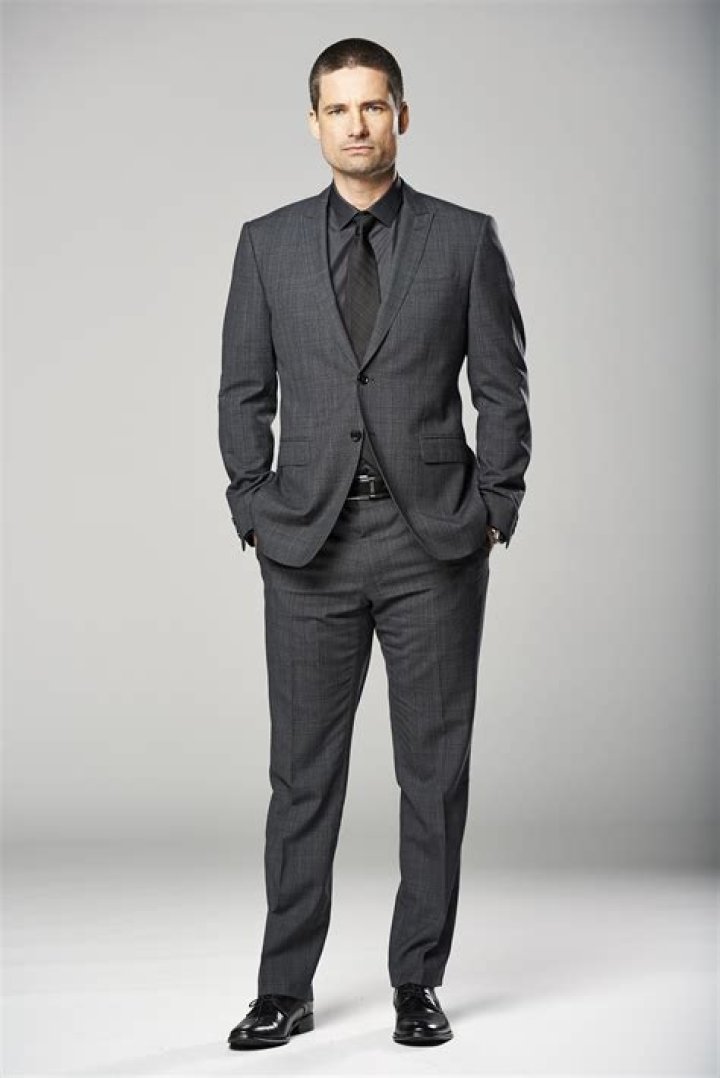 Warren Christie Height, Weight, Net Worth, Age, Birthday, Wikipedia, Who, Nationality, Biography