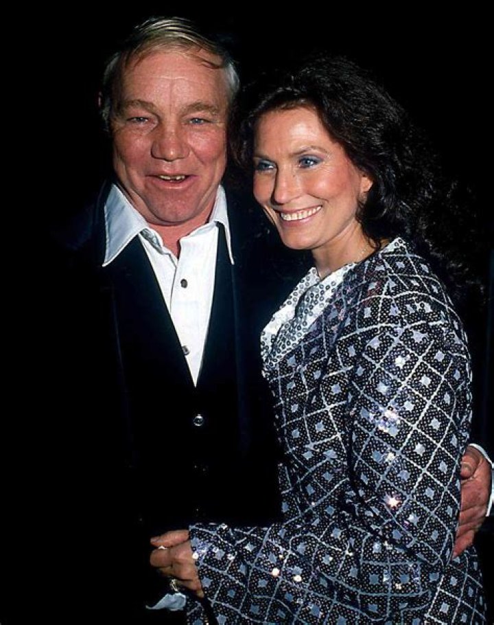 Was Loretta Lynn Married To Johnny Cash?