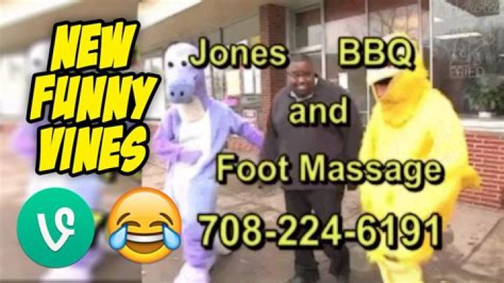 
Was Toby Jones Arrested? Robert L Hines BBQ And Foot Massage Shop Owner and Viral Spoof 