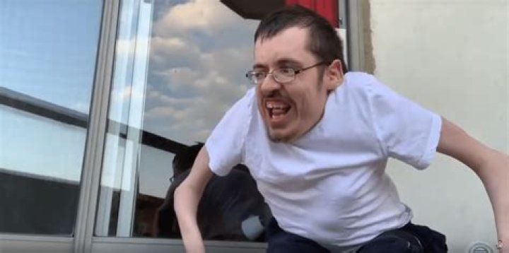 What condition does Ricky Berwick have? Net Worth, Age, Wiki