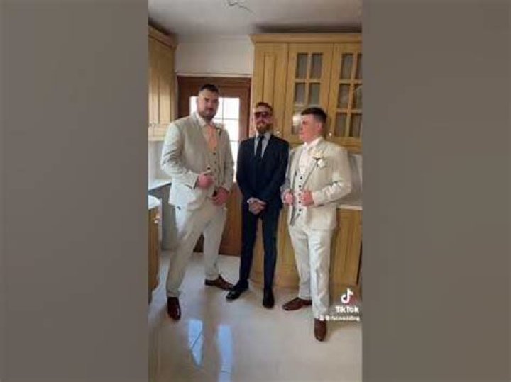 What Is A RBC Wedding From Tiktok & Why Is Everyone Obsessed With It?