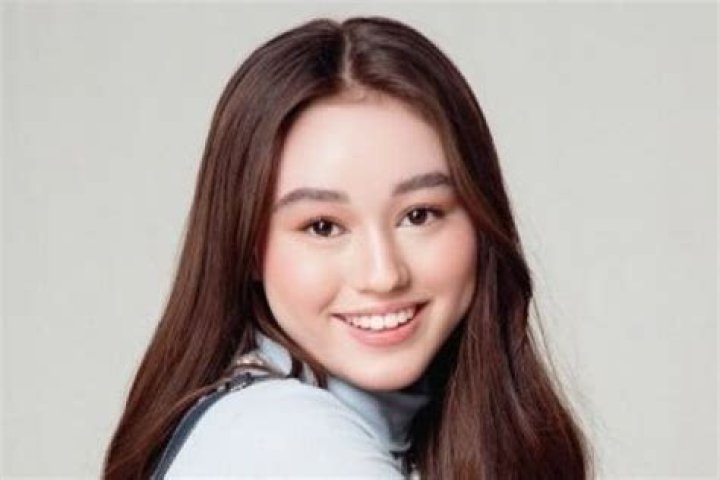 Who Are Bobby And Meamer Emol | Meet Carren Eistrup Parents | Wiki & Family