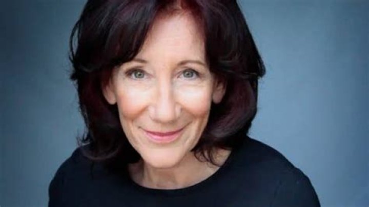 
Who Is Jane Gurnett’s Partner? The Dangerfield Actress’ Love Interest 