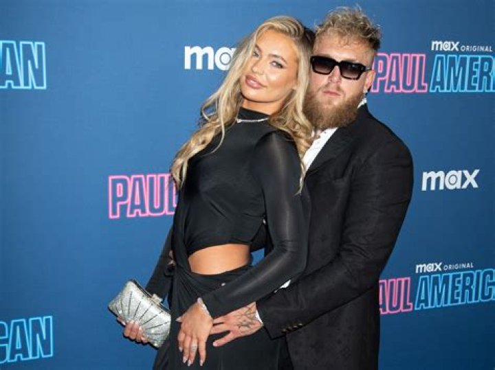 
Who is Jutta Leerdam, Jake Paul was seen kissing during Miami date? 