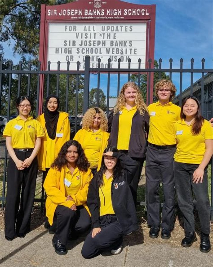 
Who Is Murray Kitteringham’s Wife? Meet The Sir Joseph Banks High School Principal’s Family 