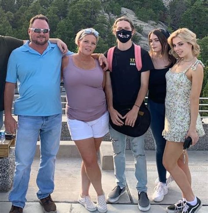 
Who Is Nicole Reffitt Guy Reffitt’s Wife? Learn About Son Jackson Reffitt And Daughter 