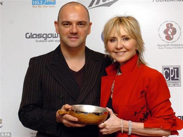 
Who Is Pat Kane Wife Joan McAlpine? Hue and Cry Member Married Life Details 