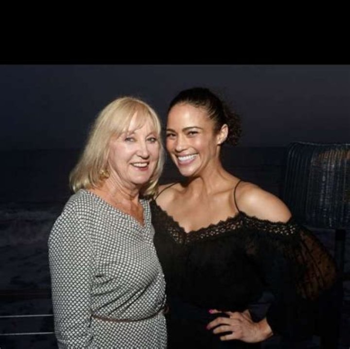 Who Is Paula Patton Mother Joyce Vanraden And Why Is Her Fried Chicken Recipe Receiving Backlash?