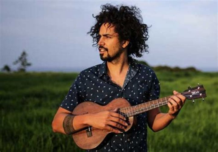 
Who Is Singer Bobby Alu and How Long Has He Been Singing? 