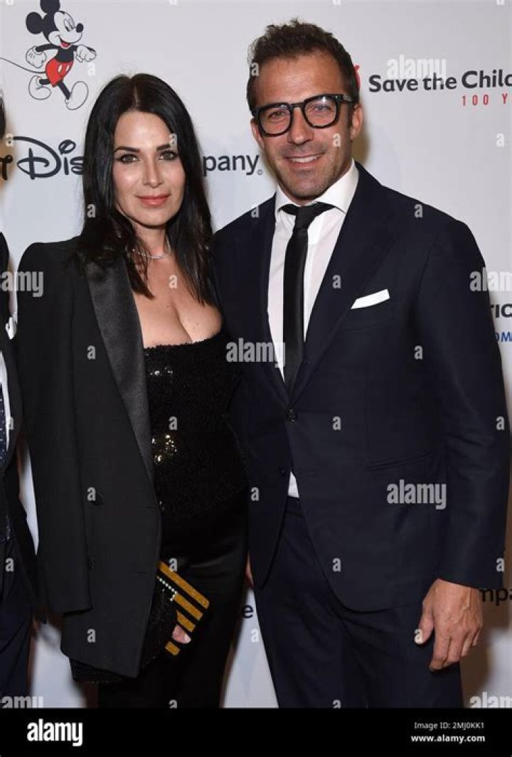 Who Is Sonia Amoruso? Meet The Mysterious, Glamorous WAG Of Alessandro Del Piero!