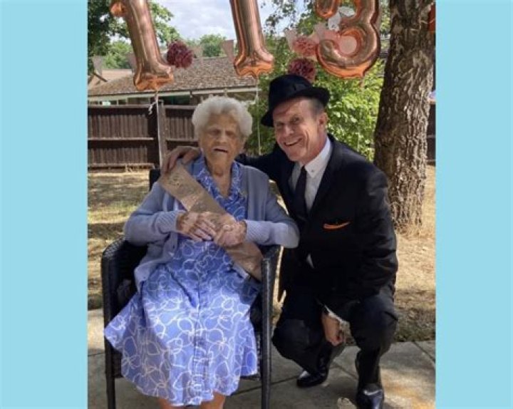 
Who Was Ethel Briggs? Meet Raymond Briggs’s Mother, Son’s Death Cause & Obituary 